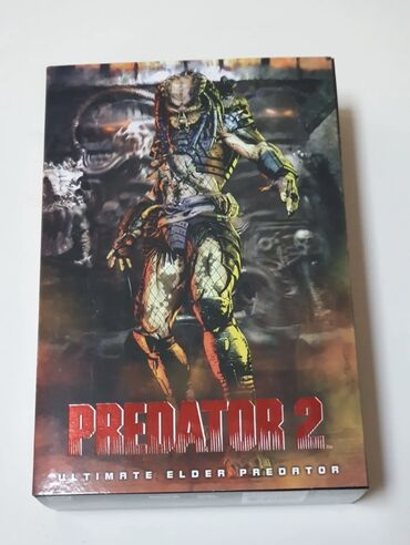 predator pantalone: Predator figure 
хищник фигура