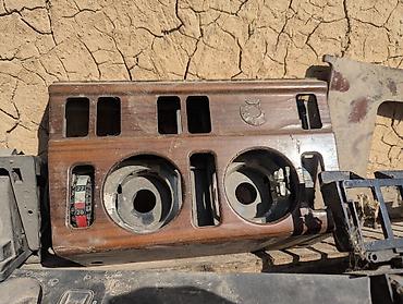 Панели, обшивки: Торпедо Mercedes-Benz 1994 г. — 7