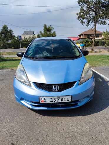 срочно фит сатылат: Honda Fit: 2008 г., 1.5 л, Автоматтык, Бензин, Хетчбек