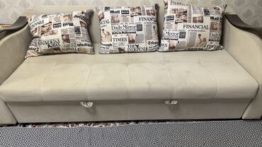 купить детскую кровать бу: Прямой диван, Трехместный