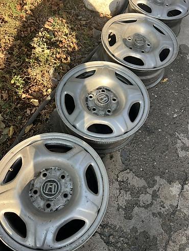 хонда диски: Комплект из 4 литых дисков Honda. - Диаметр: ориентировочно R15 — 2