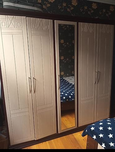 Yataq otağı mebel dəsti Tərkibi: - 5 qapılı paltar şkafı (ortada