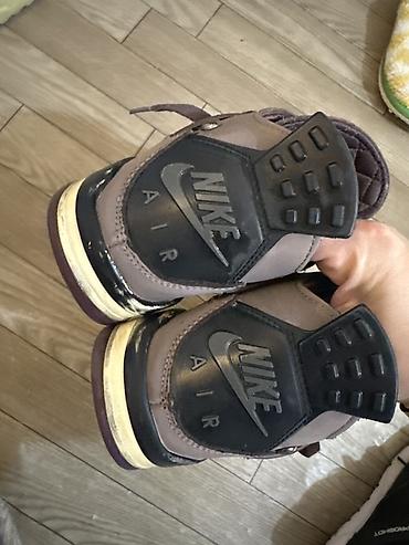 air jordan 4: Məhsul: Nike Air Jordan 4 stilində kişi krossovkası (boz/bənövşəyi — 4
