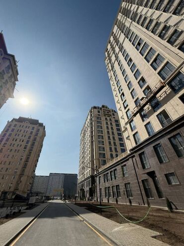 дом красный строитель: 2 комнаты, 77 м², Элитка, 6 этаж, ПСО (под самоотделку)