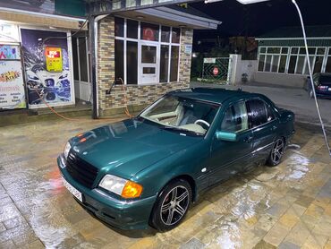 Mercedes-Benz: Mercedes-Benz 240: 2.4 l | 1998 il Sedan — 11