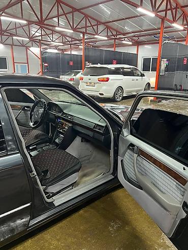 mercedes benz e 250: Mercedes-Benz W124: 1993 г., 2.2 л, Механика, Бензин, Седан — 9