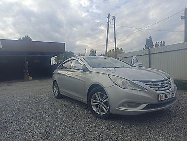 и 16: Hyundai Sonata: 2012 г., Газ, Седан — 4