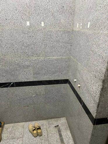 Mağazalar: Yeni Yasamalda yol kənarı ümumi sahəsi 95 kv,m olan, obyekt təmirli — 8