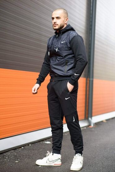 Trenerke: Pamuk u kombinaciji sa mikrofiberom Velicine su dobre M, L, XL, 2XL na lalafo.rs — 15 Trenerke: Pamuk u kombinaciji sa mikrofiberom Velicine su dobre M, L, XL, 2XL — 15