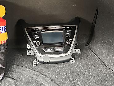 manitor balaca: Hyundai Elantra 2015 orijinal monitor. Zavod çıxarışıdır, tam işlək — 1