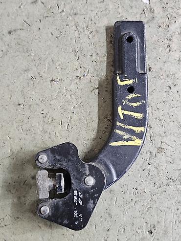 Другие автозапчасти: Ролик сдвижной двери правый Mercedes-Benz Vito W639, 2005г.в. Оригинал — 2