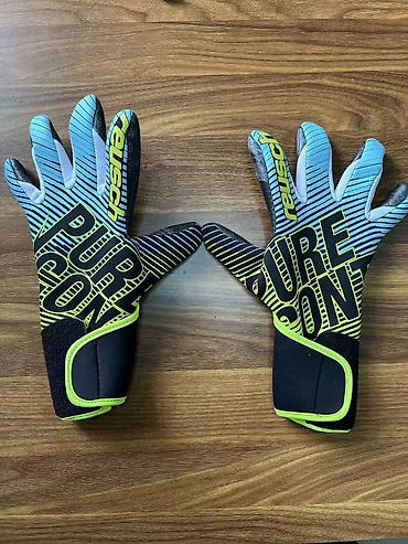 Перчатки: Вратарские перчатки для футбола — широкий выбор моделей и расцветок — 11