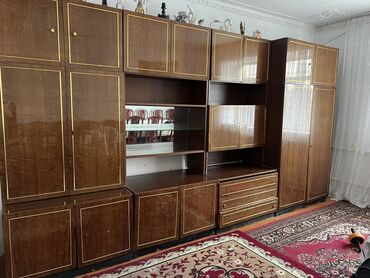 металлическая мебель: Гарнитур для зала, Б/у, Шкаф, МДФ, Самовывоз, Платная доставка