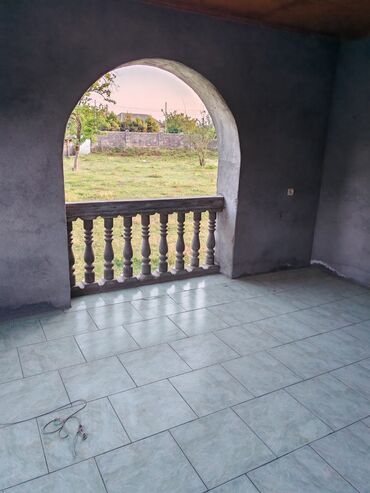 Günlük kirayə evlər: 200 kv. m, 4 otaqlı — 2