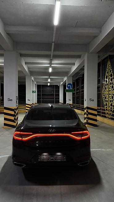 gra: Hyundai Grandeur: 2019 г., 2.4 л, Гибрид, Седан — 5