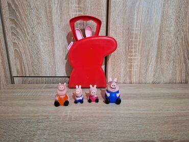 Igračke: Koferče sa porodicom Pepa prase i plišanim igračkama mama, tata i Pepa — 4