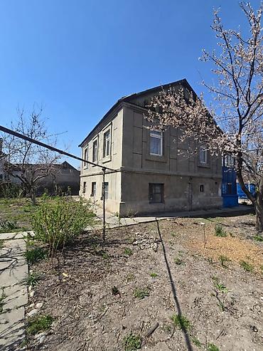 Продажа коттеджей и домов: Продаётся дом 🏠 Район Баят 115 квкирпич,3,5 сот по гос акту 5 по — 12