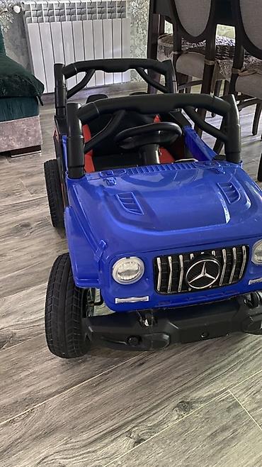 Uşaq üçün elektrikli minik avtomobili – mavi rəngdə off-road stildə