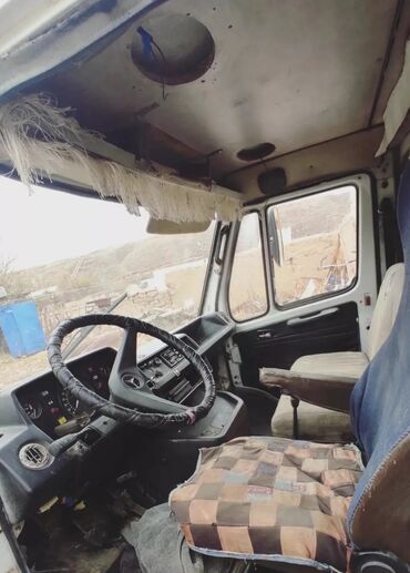 Грузовики: Грузовик, Mercedes-Benz, Стандарт at lalafo.kg Грузовики: Грузовик, Mercedes-Benz, Стандарт