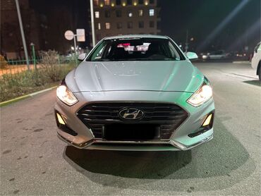 Hyundai: Hyundai Sonata: 2018 г., 2 л, Типтроник, Газ, Седан