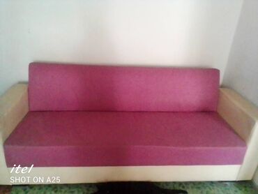 реставрация дивана после кошки: Продаю б/у диван. Белая кожа требует полной реставрации. Цена 3000