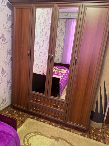 Dolablar: Açılan, 4 qapılı Düz dolab, Qarderob, paltar dolabı