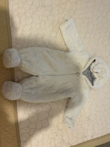 Pencəklər: Kombinezon, Uniseks, 3 - 6 ay