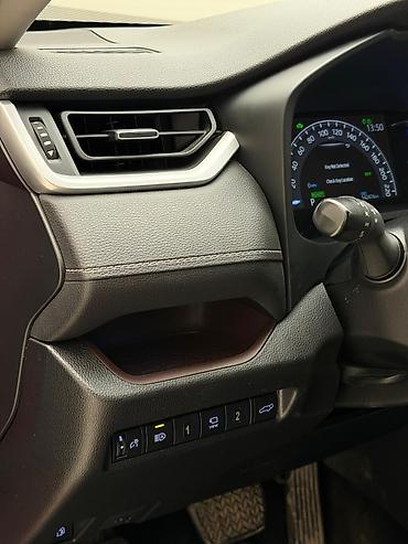 Toyota: Toyota RAV4: 2019 г., 2.5 л, Вариатор, Гибрид, Кроссовер — 13