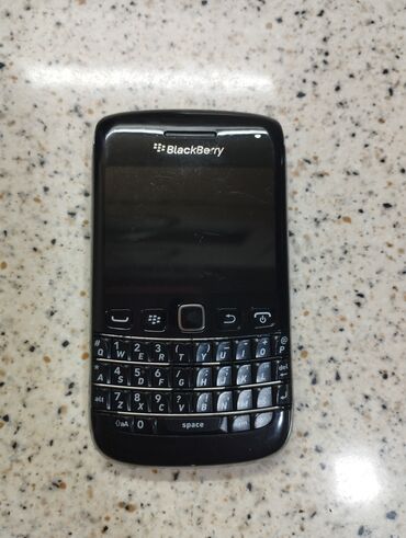 Blackberry: Blackberry Bold 9790, цвет - Черный