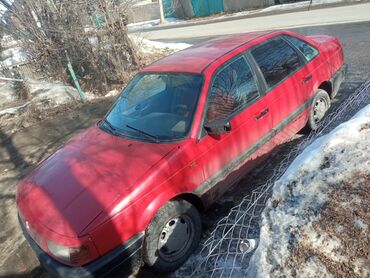 Volkswagen: Volkswagen Passat: 1989 г., 1.8 л, Механика, Бензин, Седан