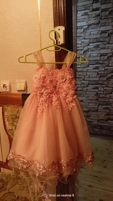 Donlar: Sumqayitdadır!5-7 yaş qız uşaqları üçün zərif ziyafət/libas - Rəng — 2