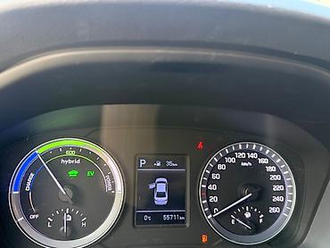 Hyundai: Hyundai Sonata: 2019 г., 2 л, Автомат, Гибрид, Седан — 9