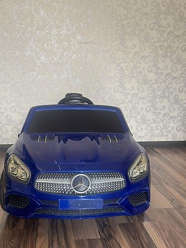 oyuncak masin: Uşaqlar üçün elektrikli minik maşını – Mercedes üslubunda, mavi rəngdə — 1