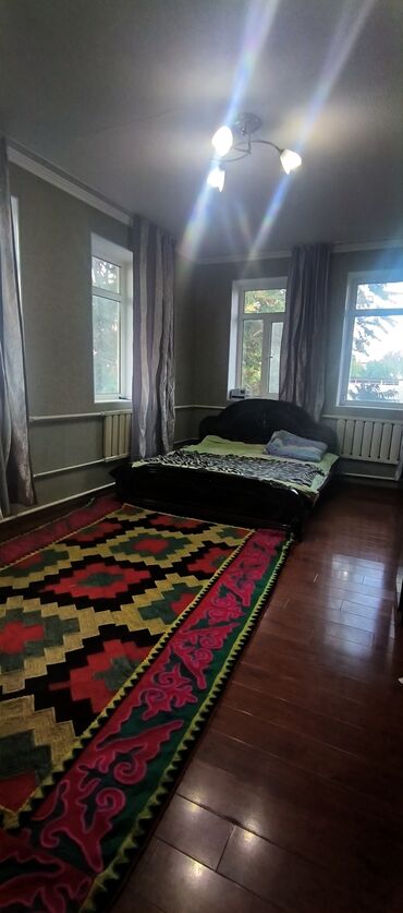 Долгосрочная аренда домов: 220 м², 7 комнат, Забор, огорожен at lalafo.kg — 6 Долгосрочная аренда домов: 220 м², 7 комнат, Забор, огорожен — 6