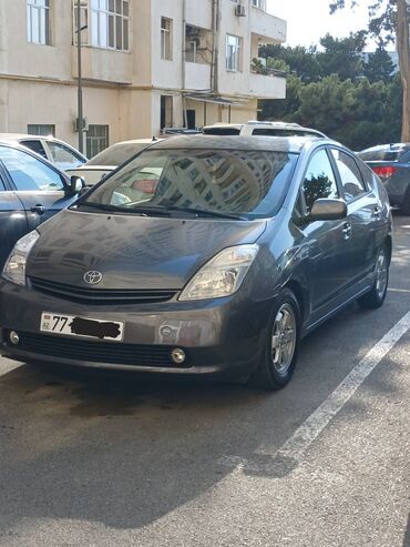 depozitsiz arenda masinlar qalmaq: Toyota Prius: 1.5 l | 2008 il Hetçbek