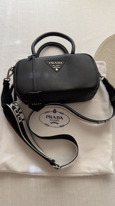 Сумка на плечо, Prada