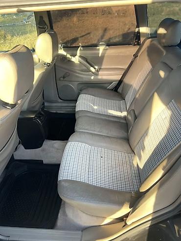 Унаа: Volkswagen Passat Variant: 1995 г., 1.8 л, Кол менен иштөөчү, Бензин, Универсал — 5