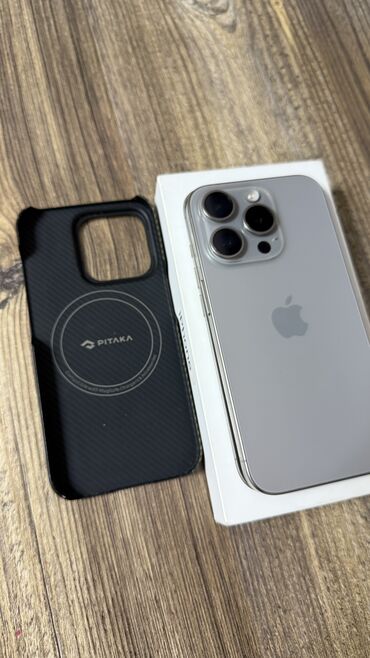 Apple iPhone: IPhone 15 Pro, Б/у, 256 ГБ, Natural Titanium, Защитное стекло, Чехол, Коробка, 89 %