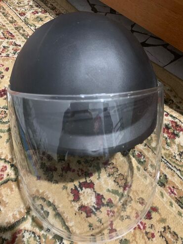 шлем хишник: Хочу продать новый шлем за 1450сом