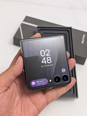 Техника и электроника: Samsung Galaxy Z Flip7, Б/у, 512 ГБ, цвет - Черный, 2 SIM — 5