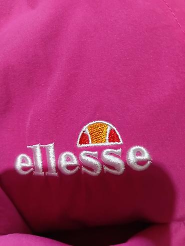 Donji deo: Ellesse ženske trenerke/pantalone - Model: SGEQ 8451 (etiketa SS020) — 8