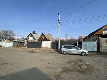 дома продажа бишкек: Дом, 8 м², 2 комнаты, Собственник, Старый ремонт