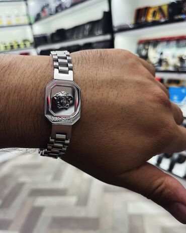 Bilərziklər: Bilərzik, Versace, Ünvandan götürmə — 11