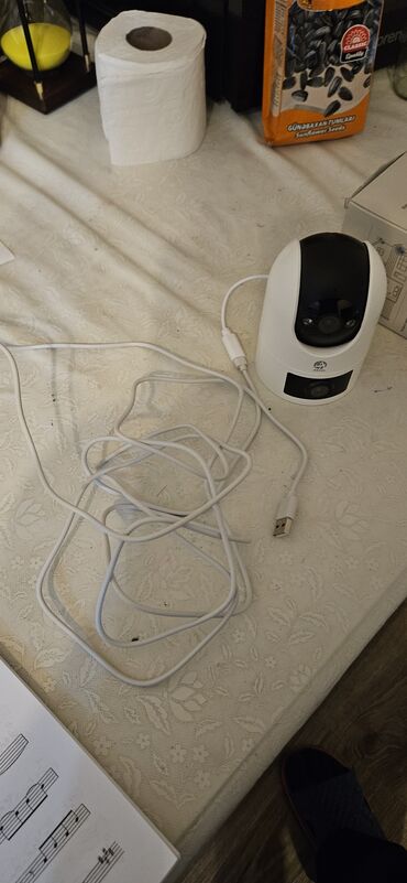 nehre yagi: JOOAN W8-U modeli Wi-Fi qoşulma dəstəkli, ikili obyektivli süni