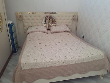 kravat: 2433 //& Lamie Taxt 2 tumbasiyla satilir 350 azn Taxt bazalidi — 1