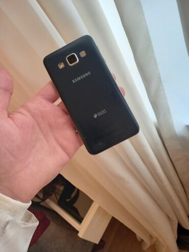 Samsung: Samsung Galaxy A3