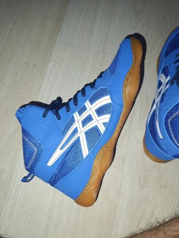 волейбольные кроссовки asics: Мужские кроссовки, 42, Asics, Новый, цвет - Синий