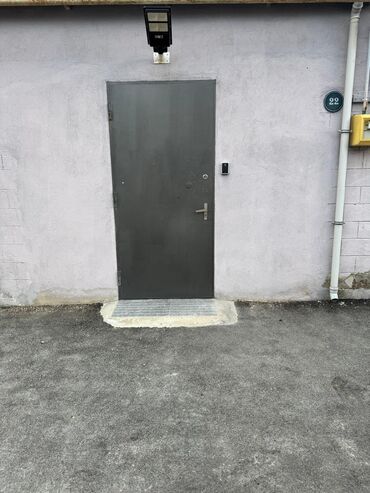 Uzunmüddətli kirayə mənzillər: Xanım ev yoldaşı axtarılır. Mənzil Bakıxanov qəsəbəsində mərkəzi yola — 10