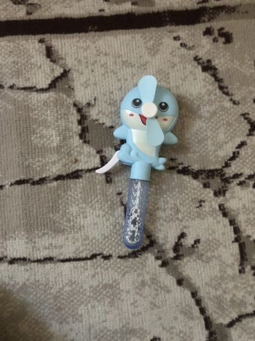 uşaq ucun: Uşaq üçün əl ventilyatoru və sabun köpüyü oyuncağı - Şirin delfin