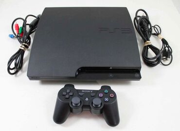 PS3 (Sony PlayStation 3): PlayStation 3 в идеале! Не шумит не греется два геймпада и куча игр!